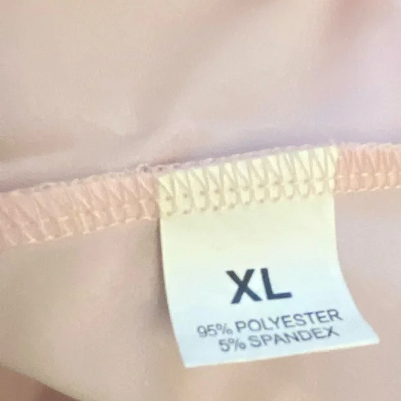 Blush Blouse - Picture 3 of 4